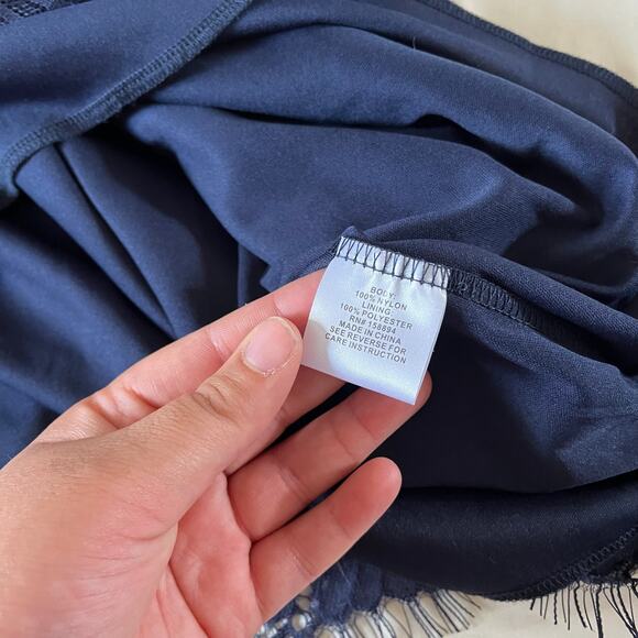 Blue Lace Overlay Sweetheart Neckline Blouse Plus Sz 2X Cruise Coastal Beach - Picture 12 of 13